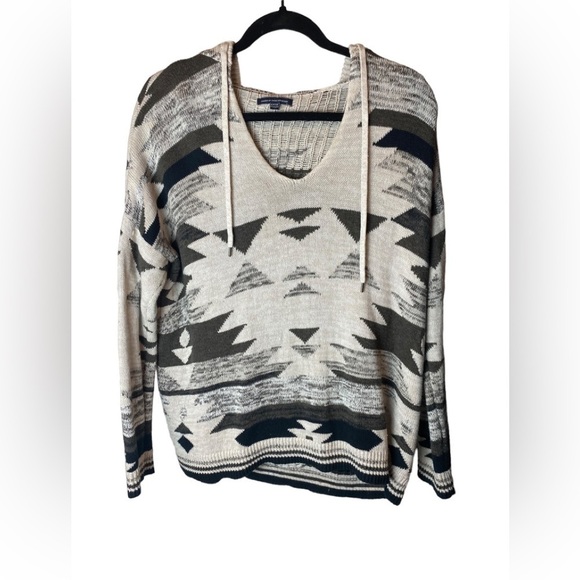 American Eagle Outfitters Aztec Print Hooded Pullover Sweater Size Small - Picture 1 of 9